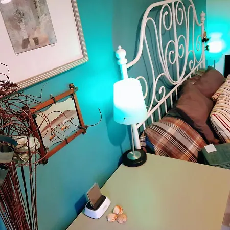 2Bed Guest Wing - Charming Glasgow Villa - Off M8 M80-2